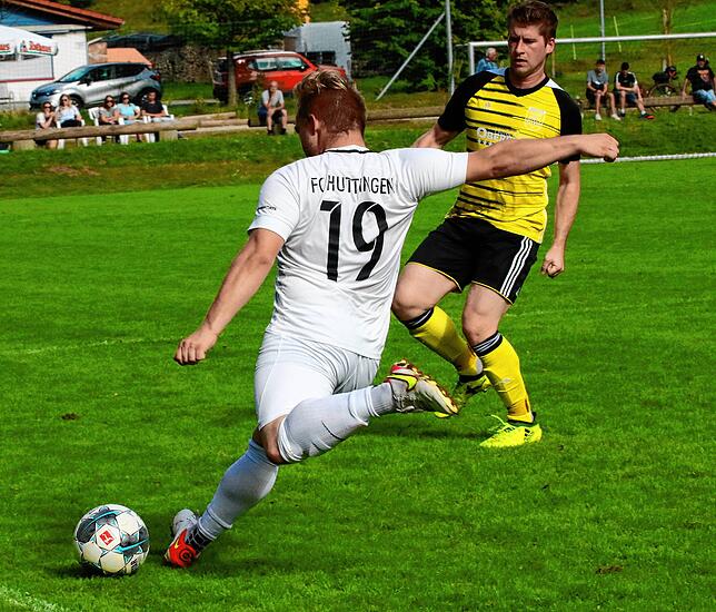 Bild 16: SV Eichsel muss gegen den FC Huttingen mit einem 1:1 zufrieden sein &ndash; und wir haben die Bilder!