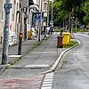 (Archivbild) Die Theodor-Heuss-Straße in Konstanz: Auf diesem Foto von 2022 ist deutlich zu erkennen, dass Rad- und Fußweg durch einen ...