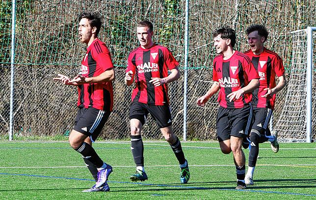 Bild 27: FC Überlingen besiegt SC Konstanz-Wollmatingen. Wir waren mit der Kamera dabei!