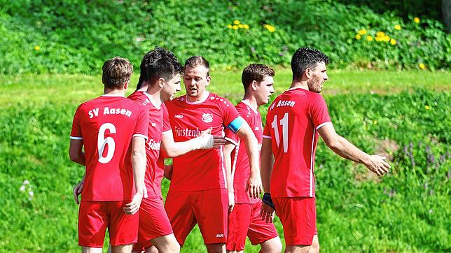 Der SV Aasen bejubelt einen klaren 5:0-Erfolg bei der SG Riedöschingen/Hondingen.