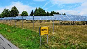 Die Ausweisung von Vorranggebieten für Freiflächen-Photovoltaik-Anlagen beriet der Planungsausschuss des Regionalverbandes ...