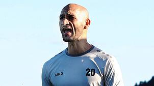 Trainer Bahadir Livgökmen, Trainer der SV Denkingen, musste trotz spielerischer Überlegenheit gegen die SG Reichenau-Waldsiedlung ein ...