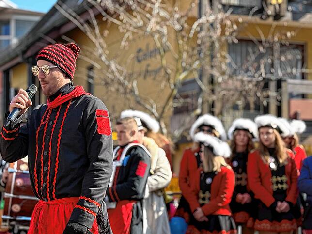 Bild 13: Die schönsten Bilder von Narrenmesse und Marsch zum Markt