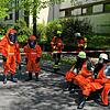 Reizgas-Notfall an Zeppelin-Realschule in Singen: Rettungskräfte sind im Großaufgebot vor Ort.