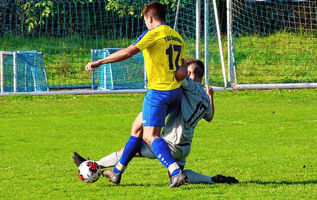 Bild 25: Der TuS Stetten siegt beim FV Degerfelden deutlich mit 7:1 &ndash; und wir haben die Bilder!