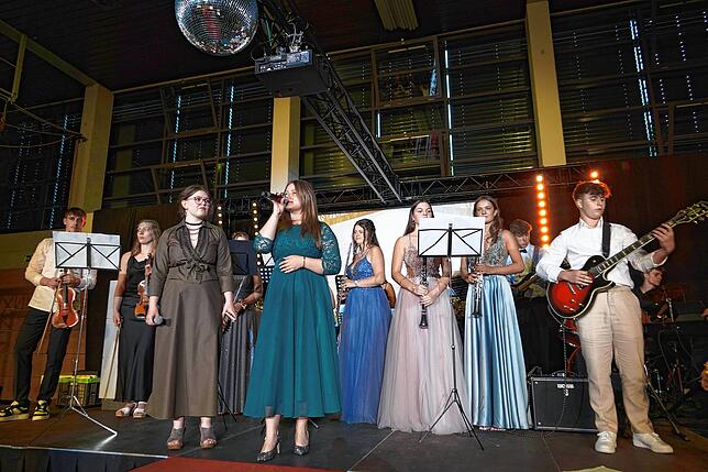 Bild 16: Schillernder Abiball des Klettgau Gymnasiums Tiengen – Teil 1