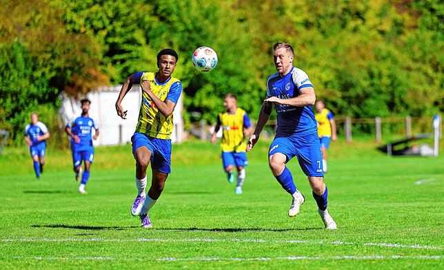 Bild 14: Unsere Bildergalerie vom Landesligaspiel zwischen dem FC Radolfzell und dem FC Singen