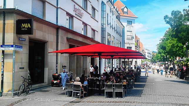 Die Räume der ehemaligen Sparkasse hat inzwischen das Brauhaus Barfüßer übernommen.