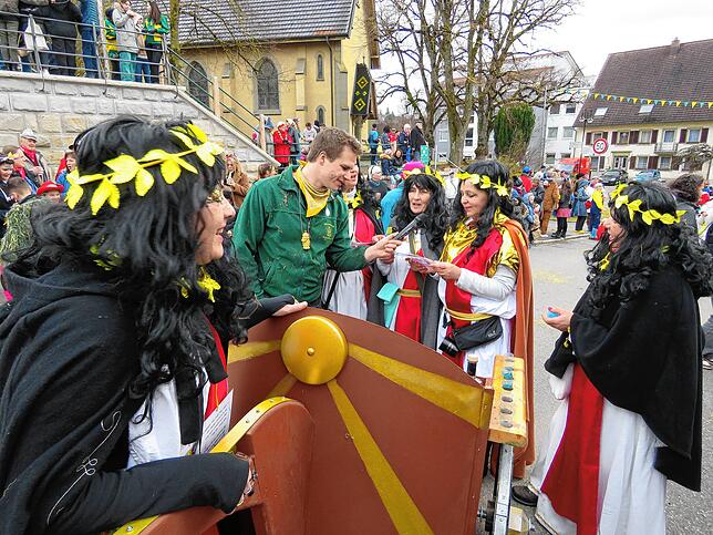 Die Hegi-Wieber gehen auf die Barrikaden: Sie fordern vom Schriener, endlich das versprochene Römerbad in Brigachtal wieder aufzubauen. ...