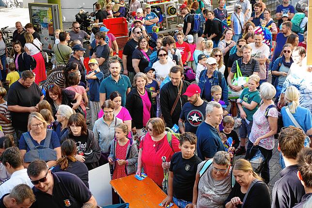 Bild 32: Alle Bilder vom Radolfzeller Entenrennen und Aktionstag der Freiwilligen Feuerwehr