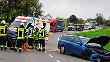 Beim Zusammenstoß zweier Autos kurz vor Aach-Linz wurden zwei Personen leicht verletzt.