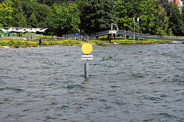 Bild 28: Hochwasser am Bodensee: Wasserstand vor Konstanz erneut über fünf Metern