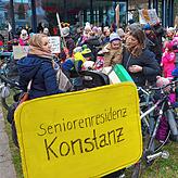 Sind Familien unerwünscht und Konstanz mutiert zur Seniorenresidenz? Diesen Eindruck haben zumindest die Demonstrierenden.