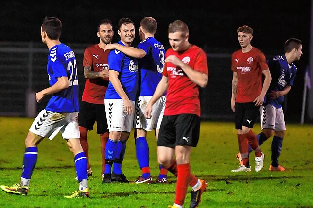 Bild 6: FC Hochrhein unterliegt klar mit 1:4 bei den SF Schliengen &ndash; und wir haben Bilder!