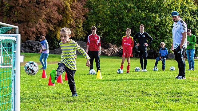 Spaß für Kinder mit und ohne Beeinträchtigung: Inklusionstraining wird beim SC Niederhof/Binzgen (unser Bild) sowie beim FV ...