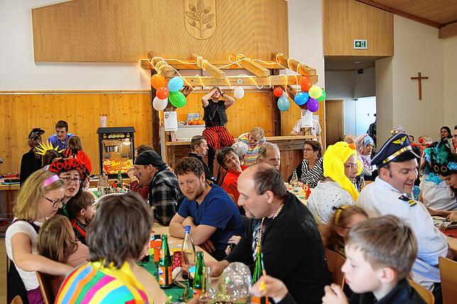 Bild 32: So unterhaltsam war der Tratschabend 2025 in Oberalpfen