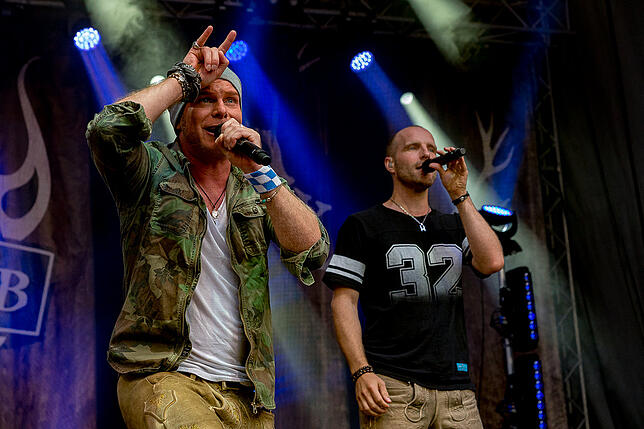 Bild 8: Alle Bilder vom Auftakt der 15. Sommersinnfonie: Volksmusiker von Voxxclub begeistern ihre Fans