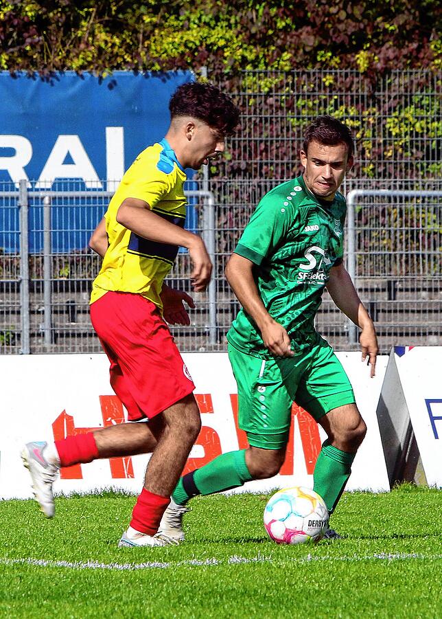 Bild 11: Die besten Bilder vom Stadtderby zwischen SC Pfullendorf II und TSV Aach-Linz