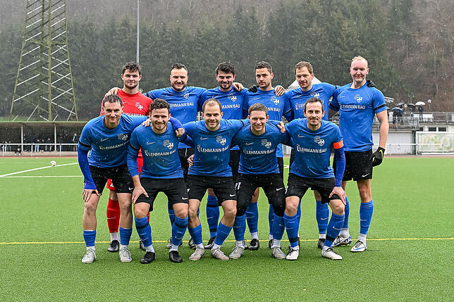 Bild 41: SG Mettingen/Krenkingen holt nach 0:3 noch ein 3:3 beim FC Zell – und wir haben Fotos!