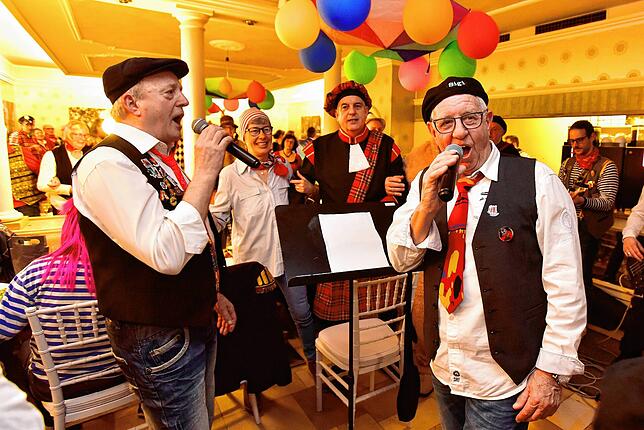 Bild 19: Eschinger Gaudimusikobed bringt beste Fasnetstimmung in die Gaststätten