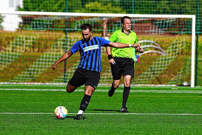 Bild 32: TuS Binzen dreht beim 4:3 gegen die SG FC Wehr/Brennet das Spiel &ndash; und wir haben Bilder!