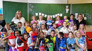 Die Klasse 1a mit Birgit Bäumle und Kirsten Krefft.