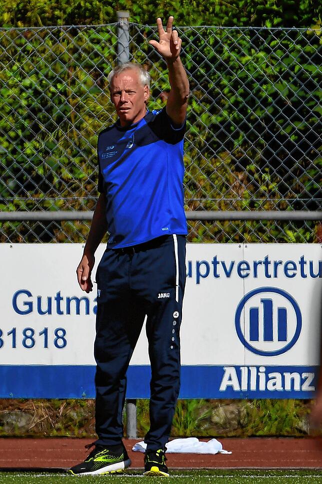 Bild 3: FC Schönau besiegt den FC Schlüchttal mit 4:1 &ndash; und wir haben die Bilder!