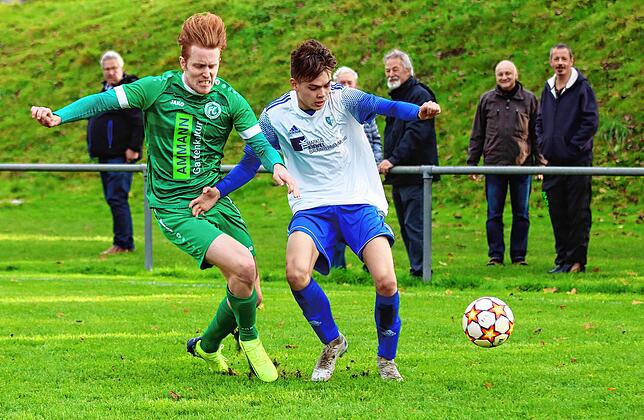 Bild 6: Die besten Bilder vom Bezirksliga-Derby im Mindlestal