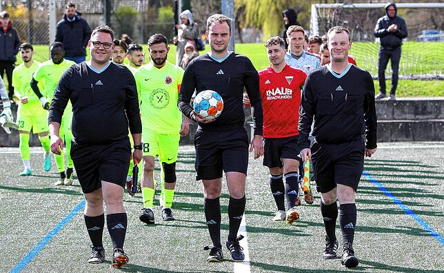 Bild 32: Die besten Bilder vom Spitzenspiel zwischen dem FC Überlingen und dem Türk SV Singen