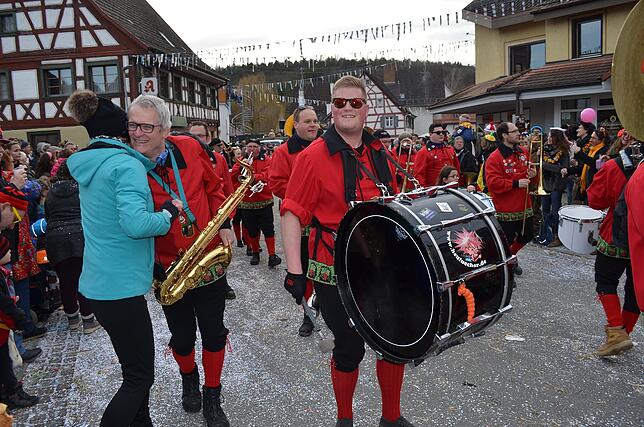 Bild 36: Eigeltinger Narrentage: Der Sonntagsumzug in Bildern (3)