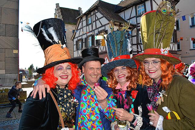 Bild 7: &bdquo;Markdorf total verruckt&ldquo;: Hier gibt es die Bilder der Straßenfasnet am Rosenmontag