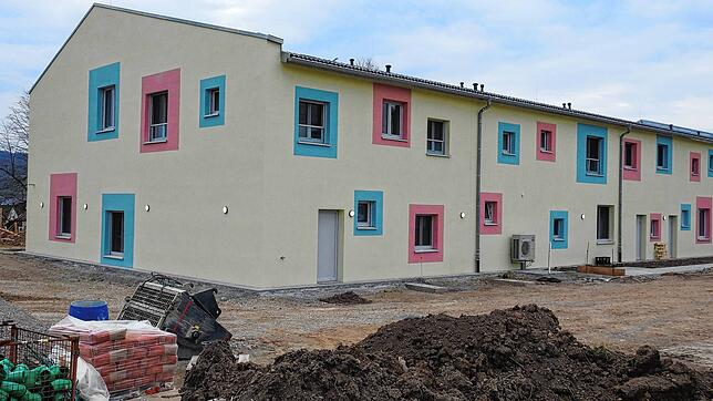 Das Gebäude ist soweit fertig, das Außengelände ist auf dem Weg. Nächste Woche wird die Campus-Kita eingeweiht. Bild: Markus Baier
