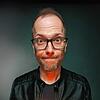 Happy Jubiläumstour: Comedian Michael Krebs feiert am 2. Februar mit seinem Publikum in der Singener Gems. Bild: Sven Hagolani
