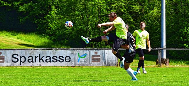 Bild 21: SV Eschbach siegt 3:0 bei Spitzenreiter SG FC Wehr/Brennet II – und wir haben Fotos!