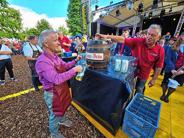 Bild 15: Die schönsten Bilder von der Eröffnung des 45. Salemer Schlossseefest