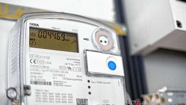 Auch beim Strom steigen die Preise aktuell &ndash; wenngleich nicht ganz so rasant wie beim Gas. Woran das liegt, wie die Stadtwerke ...
