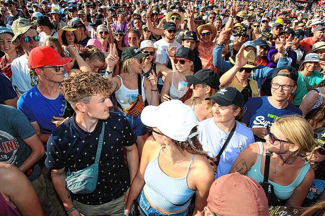 Bild 12: Bilder von Kontra K auf dem Southside 2022