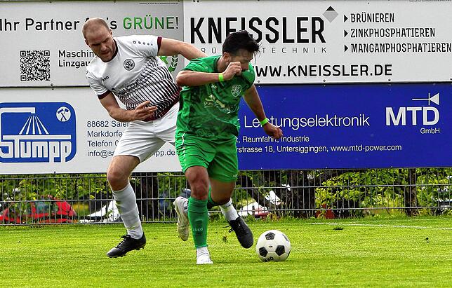Bild 3: TSV Aach-Linz gewinnt 2:0 beim SV Deggenhausertal. Wir waren mit der Kamera dabei!