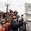 Eine Gruppe von Touristinnen aus Südkorea vor der Imperia.