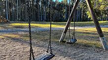 Nur noch eine einsame Schaukel steht hier: Der Waldspielplatz im Germanswald ist seit über einem Jahr im Dornröschenschlaf. Dies soll ...