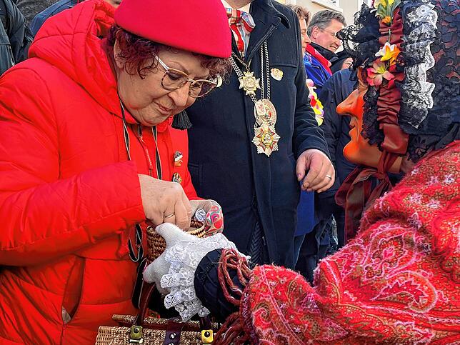 Bild 16: Fasnet: Und der Ministerpräsident feiert mit (1)