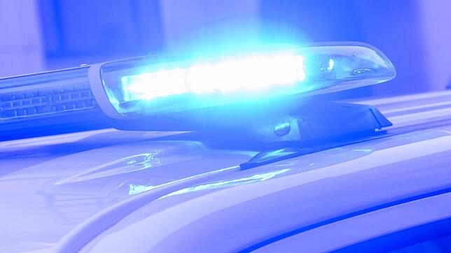 Die Polizei hat bei Ellwangen einen Mann ohne Führerschein verfolgt. (Symbolbild)