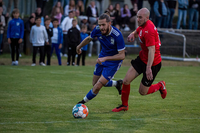 Bild 6: SV BW Murg gewinnt Spitzenspiel gegen FC 08 Bad Säckingen mit 2:1 &ndash; und wir haben Bilder!