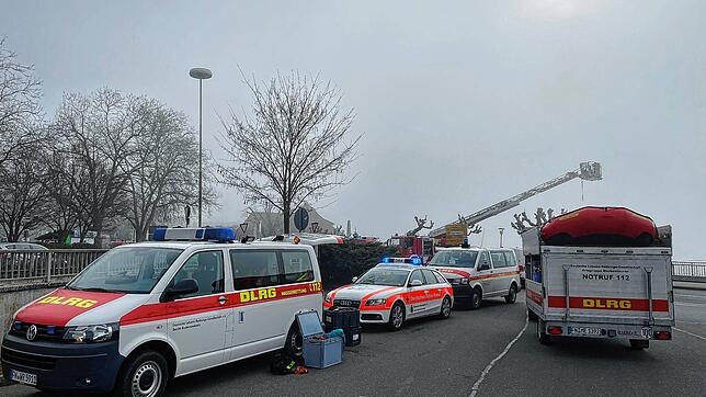 Unter anderem die DLRG war am 24. Februar im Einsatz, um die Taucher zu retten.