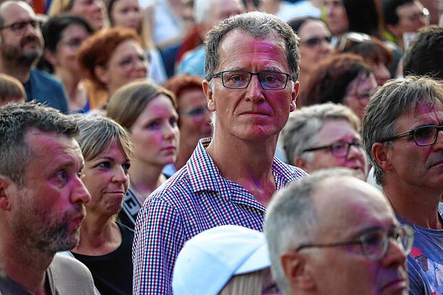 Bild 1: Schloss Salem Open-Air: Rea Garvey und ClockClock begeistern 4000 Besucher