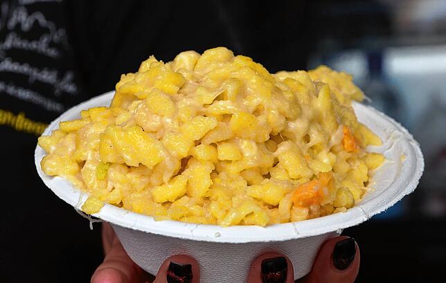 Bild 14: Streetfood Markt in Markdorf: Diese kulinarischen Köstlichkeiten wurden angeboten