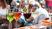 Angenehme Atmosphäre: Der Radolfzeller Abendmarkt verwandelt den Markplatz bis zum 11. September donnerstags von 16 bis 21 Uhr in einen ...