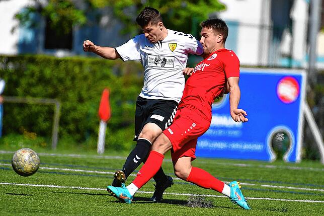 Bild 15: Spitzenreiter FSV Rheinfelden geht beim Verfolger Bahlinger SC II mit 1:7 unter &ndash; wir haben Bilder!