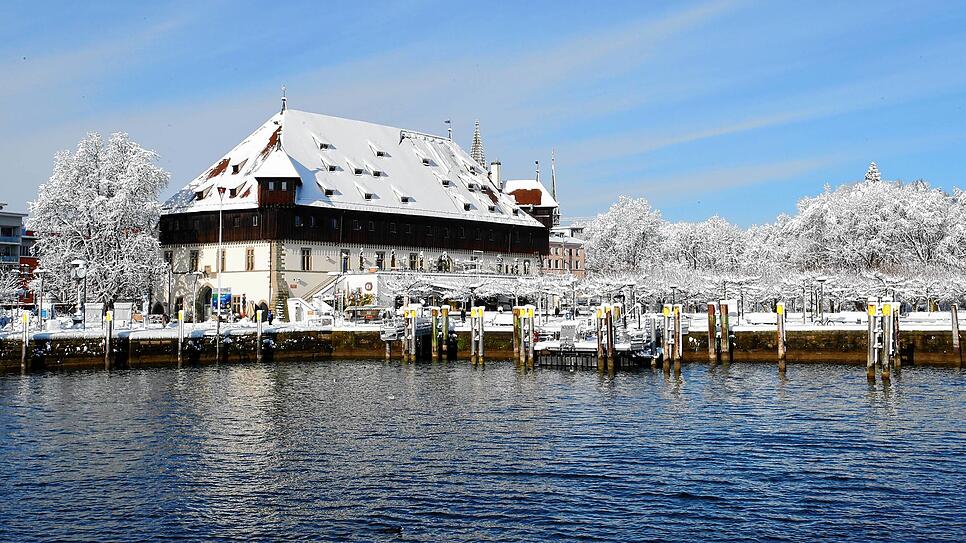 Bild : Dick verschneites Konstanz: Und dann kam die Sonne ... &ndash; die schönsten Bilder vom Freitag