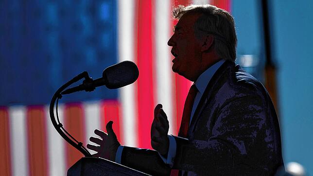 Donald Trump, Präsident der USA, spricht bei einer Wahlkampfkundgebung.